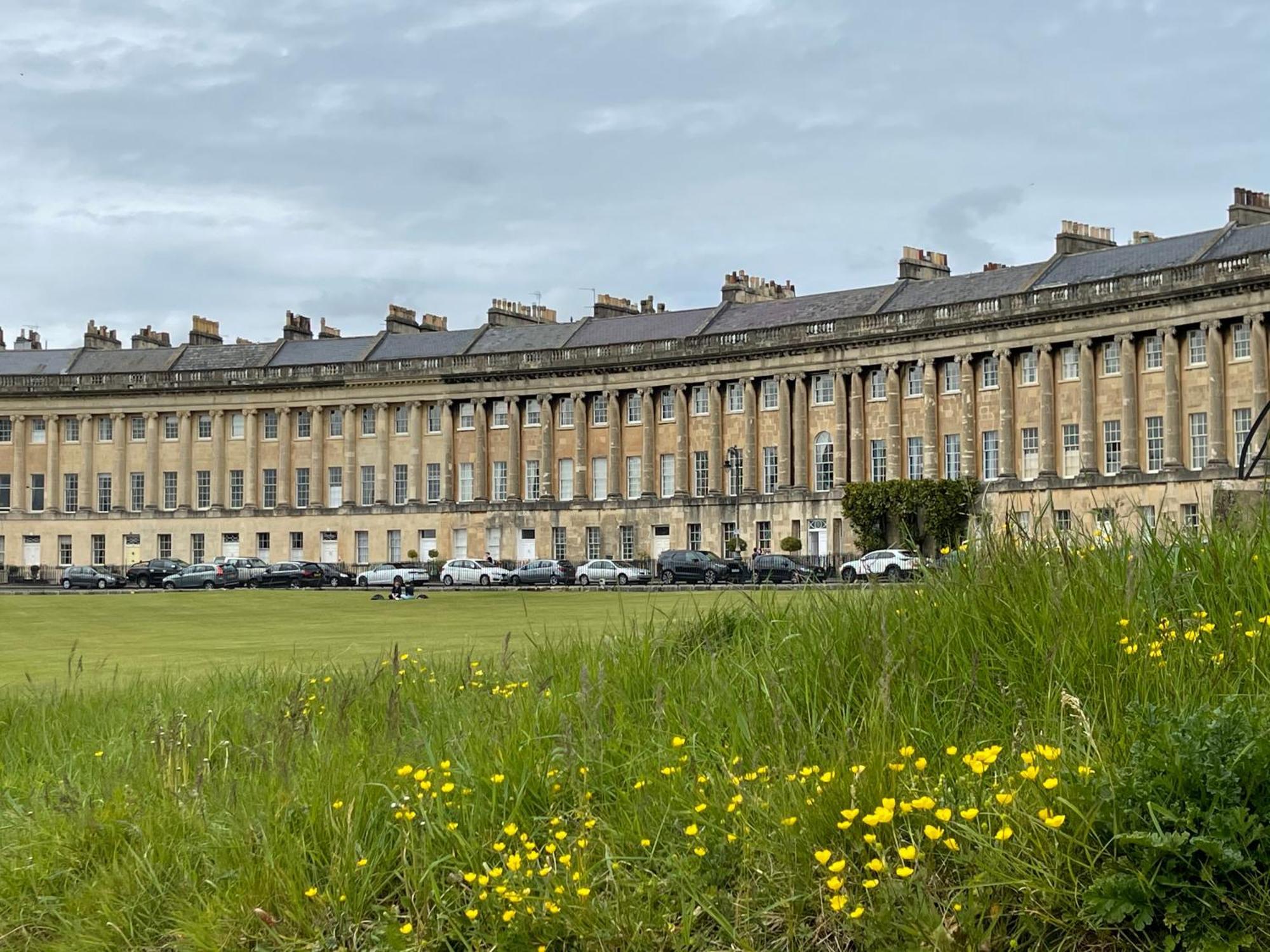 Circus Mews Townhouse:2 Beds:2 En-Suite Baths:Parking:City Centre:Quiet Area Exterior photo