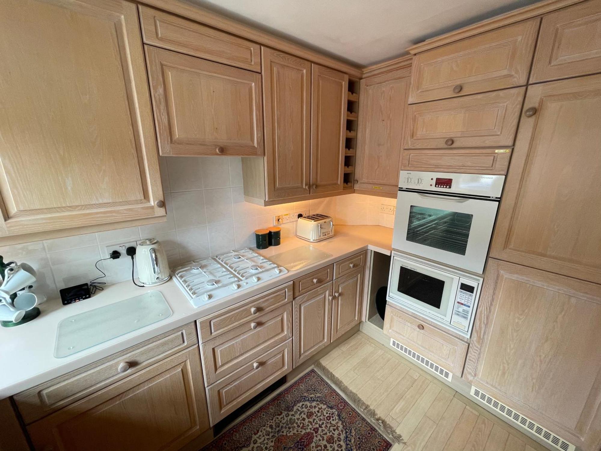 Circus Mews Townhouse:2 Beds:2 En-Suite Baths:Parking:City Centre:Quiet Area Exterior photo